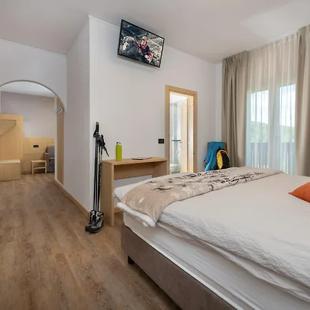 Otel Garni' Margherita Predazzo